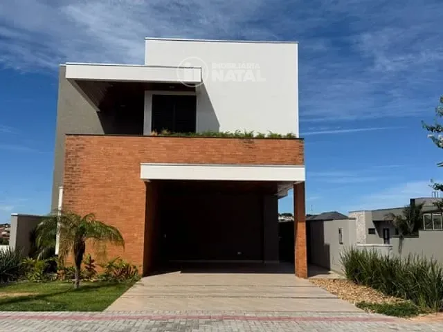 Casa com 252m² 2 quartos e 3 banheiros, à venda, no bairro Conjunto Habitacional Alexandre Urbanas em Londrina