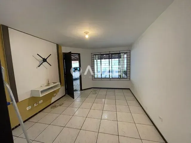 Casa com 100m² 3 quartos e 1 banheiro, à venda, no bairro Campo Pequeno em Colombo