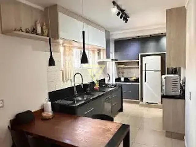 Casa com 368m² 3 quartos e 2 banheiros, à venda, no bairro Residencial Jequitibá em Ribeirão Preto