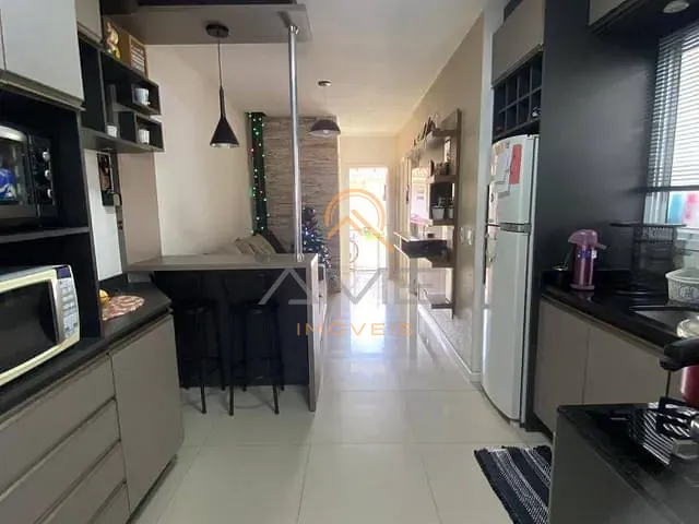 Casa 2 quartos e 1 banheiro, à venda, no bairro Três Vendas em Pelotas