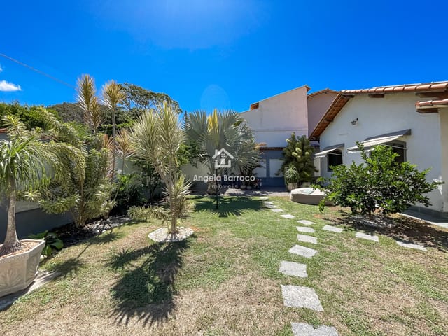 Casa com 550m² 2 quartos e 2 banheiros, à venda, no bairro Recanto de Itaipuaçu (Itaipuaçu) em Maricá