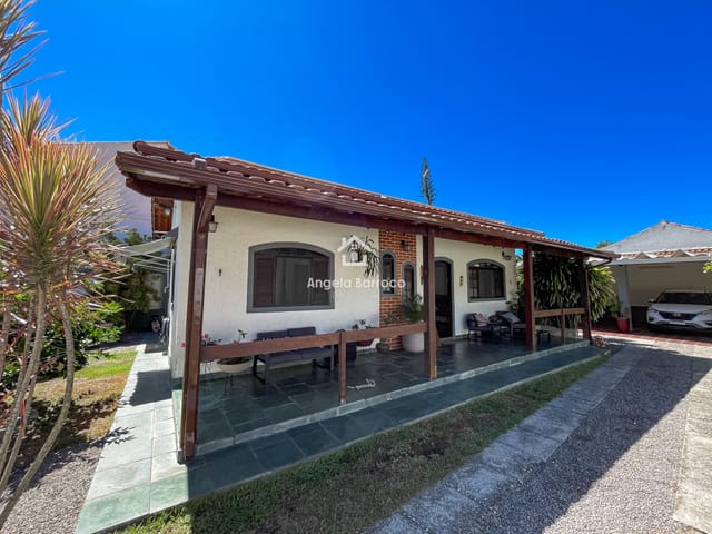Casa com 550m² 2 quartos e 2 banheiros, à venda, no bairro Recanto de Itaipuaçu (Itaipuaçu) em Maricá