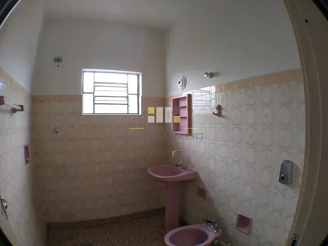 Casa 2 quartos e 1 banheiro, para alugar, no bairro Parque João de Vasconcelos em Sumaré