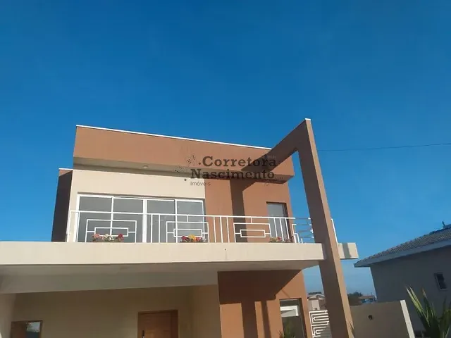 Casa com 270m² 3 quartos e 3 banheiros, à venda, no bairro Jardim Panorama em Jacareí