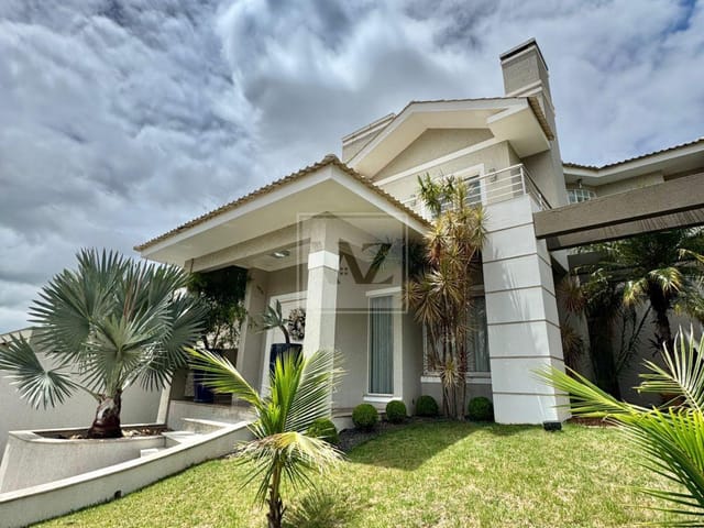 Casa com 544m² 3 quartos e 3 banheiros, à venda, no bairro Estrela em Ponta Grossa