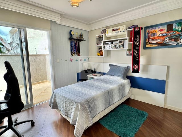 Casa com 544m² 3 quartos e 3 banheiros, à venda, no bairro Estrela em Ponta Grossa