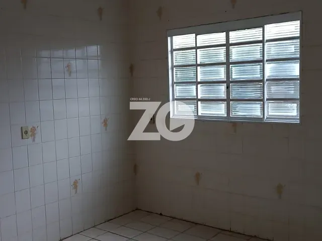Casa com 300m² 3 quartos e 1 banheiro, à venda, no bairro Jardim Petrópolis em Bauru