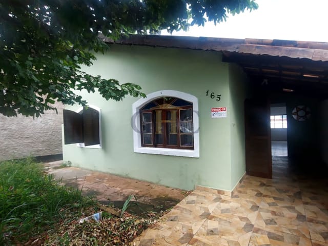 Casa com 250m² 3 quartos e 2 banheiros, à venda, no bairro Jardim Santa Maria em Salto de Pirapora