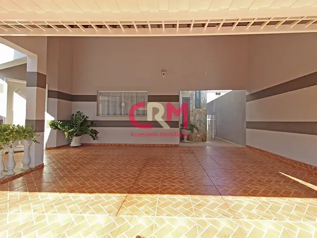 Casa com 364m² 4 quartos e 3 banheiros, à venda, no bairro Bairro Talavasso em Taquaritinga