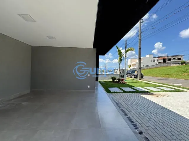 Casa com 300m² 4 quartos e 2 banheiros, à venda, no bairro Condomínio Villa Real de Bragança em Bragança Paulista