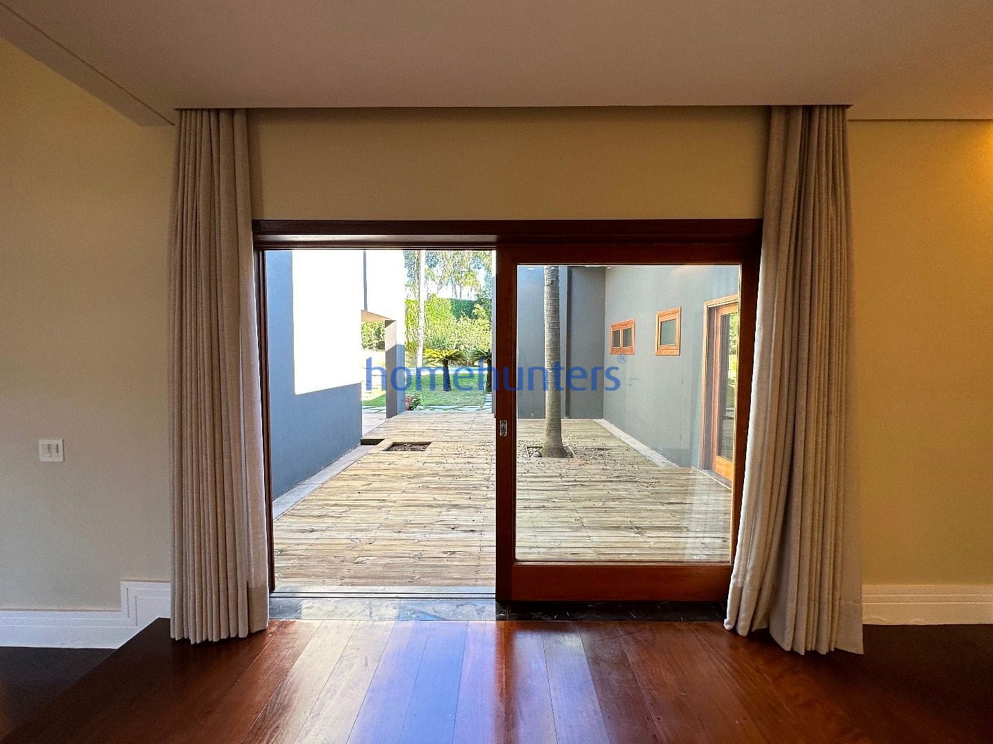 Casa à venda e aluguel com 5 quartos, 452m² - Foto 38