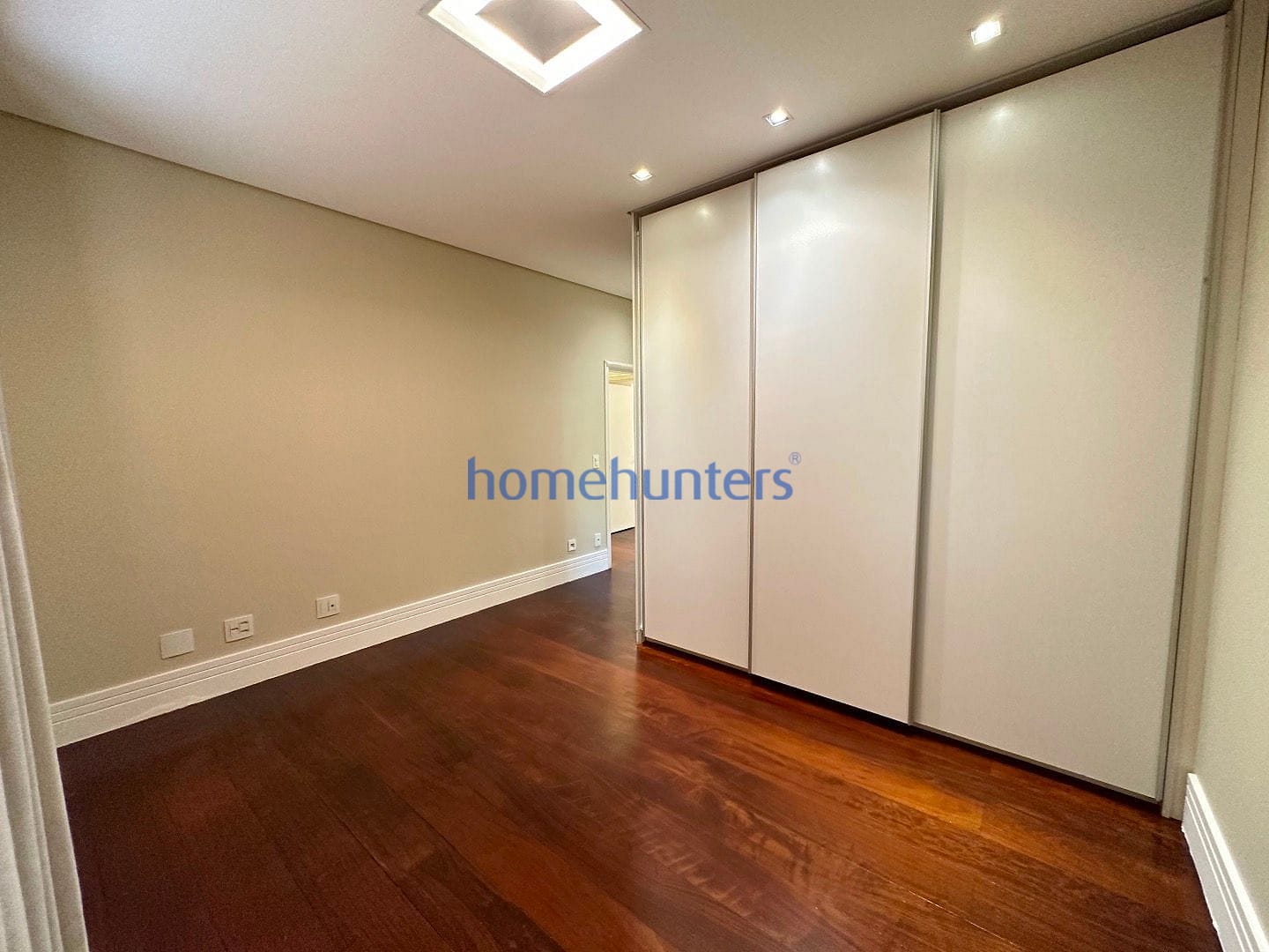 Casa à venda e aluguel com 5 quartos, 452m² - Foto 51