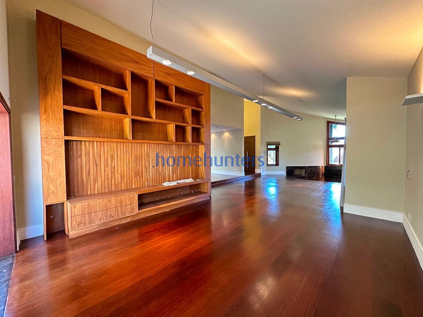 Casa à venda e aluguel com 5 quartos, 452m² - Foto 33