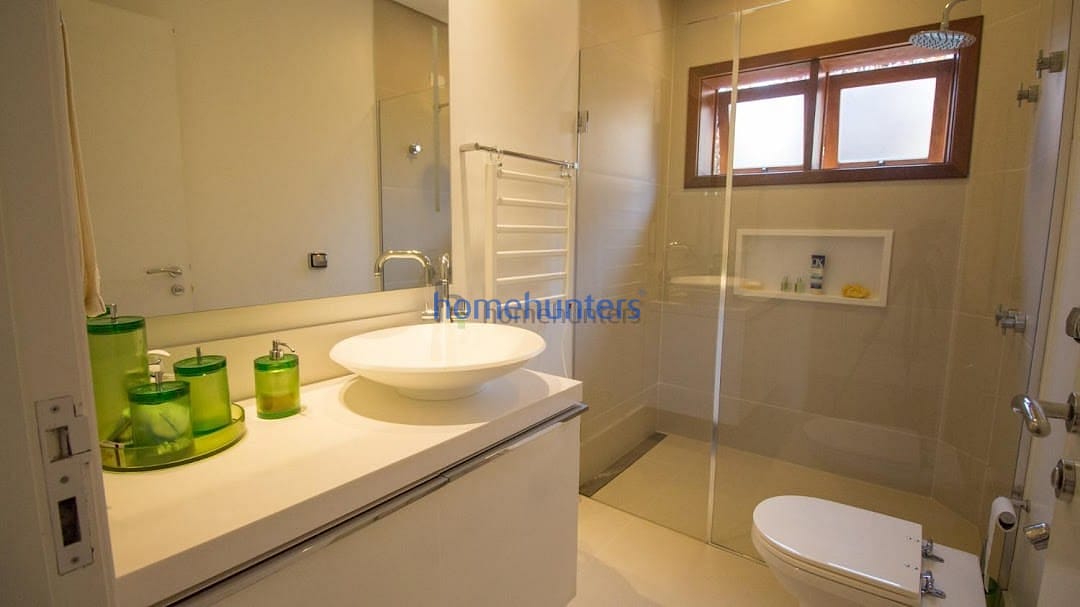 Casa à venda e aluguel com 5 quartos, 452m² - Foto 80