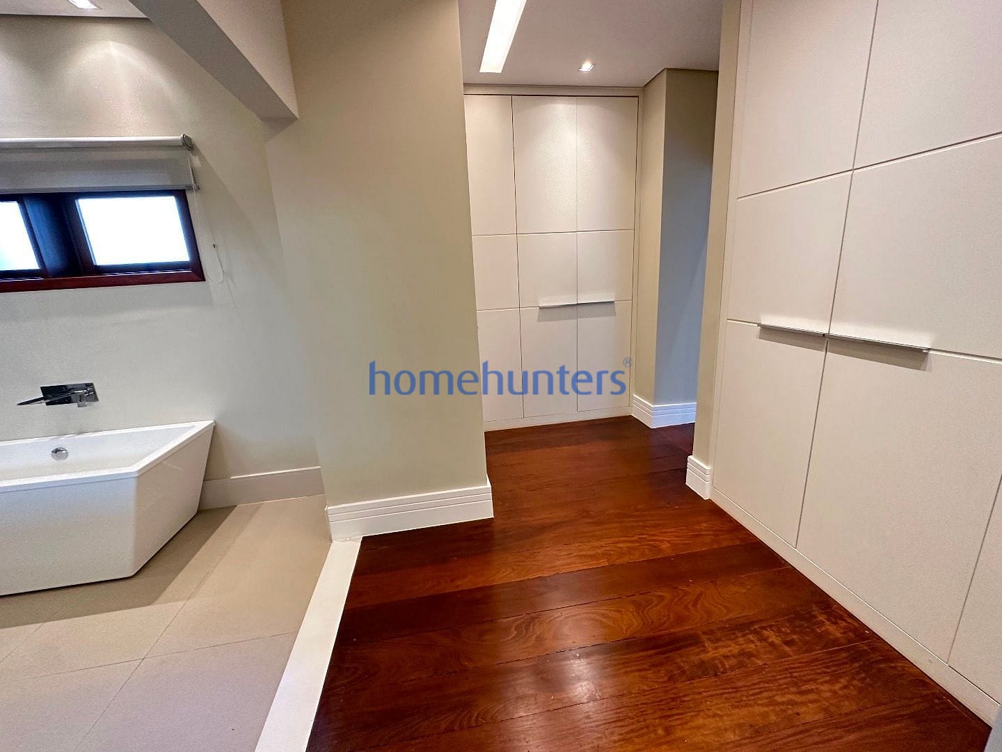 Casa à venda e aluguel com 5 quartos, 452m² - Foto 55