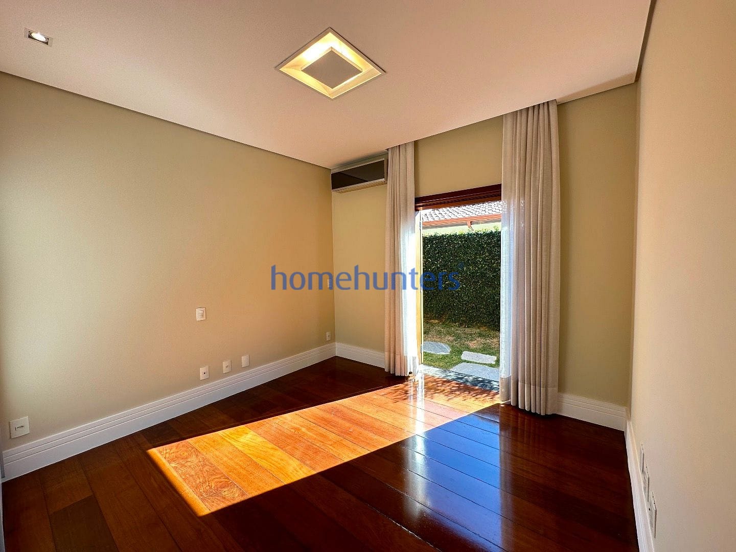 Casa à venda e aluguel com 5 quartos, 452m² - Foto 46