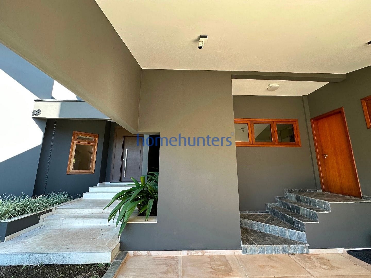 Casa à venda e aluguel com 5 quartos, 452m² - Foto 90