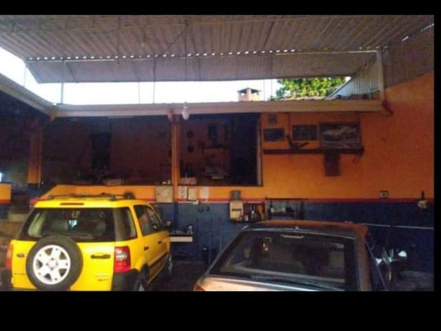 Casa com 399m² 2 quartos e 1 banheiro, à venda, no bairro Parque Valença I em Campinas