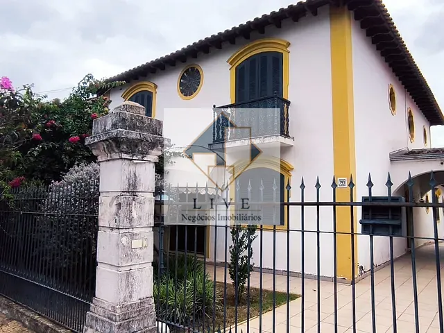 Casa 5 quartos e 4 banheiros, à venda ou para alugar, no bairro Centro em Santa Bárbara D'Oeste