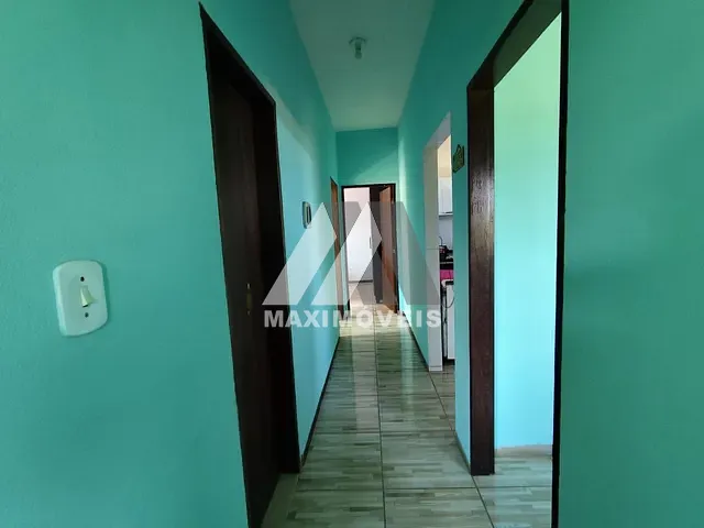 Casa com 158m² 6 quartos e 2 banheiros, à venda, no bairro Jardim Nazath em Araçuaí