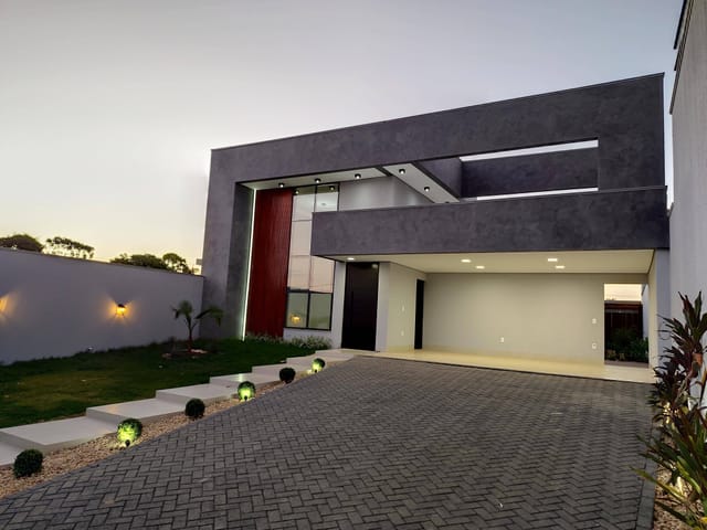 Casa com 420m² 3 quartos e 3 banheiros, à venda, no bairro Residencial Recanto Suíço em Sinop