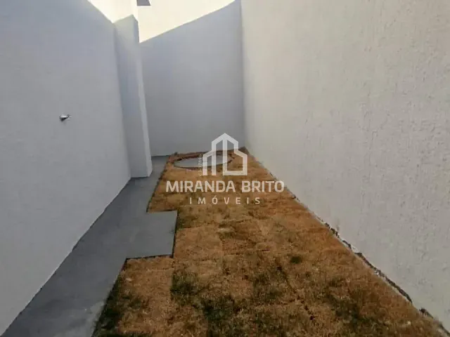 Casa 3 quartos e 2 banheiros, à venda, no bairro Jardim Ipiranga em Aparecida de Goiânia