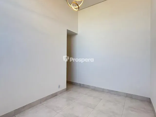 Casa com 217m² 3 quartos e 3 banheiros, à venda, no bairro Residencial Solar Central Park em Aparecida de Goiânia