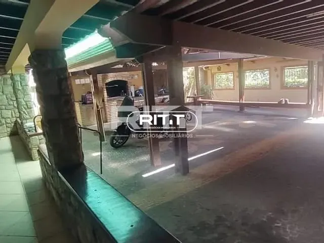 Casa com 305m² 3 quartos e 2 banheiros, à venda, no bairro Jardim Fortaleza em Paulínia