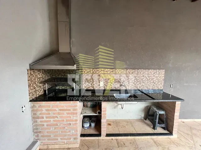Casa com 300m² 4 quartos e 3 banheiros, à venda, no bairro Jardim Petrópolis em Bauru