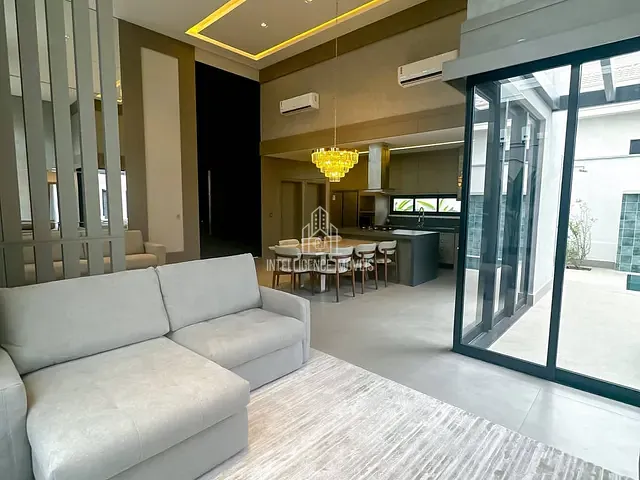 Casa com 456m² 3 quartos e 4 banheiros, à venda, no bairro Ribeirão do Lipa em Cuiabá