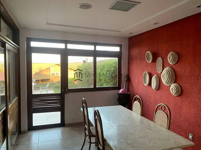 Casa com 600m² 4 quartos e 3 banheiros, à venda, no bairro Alpes Suiços em Gravatá