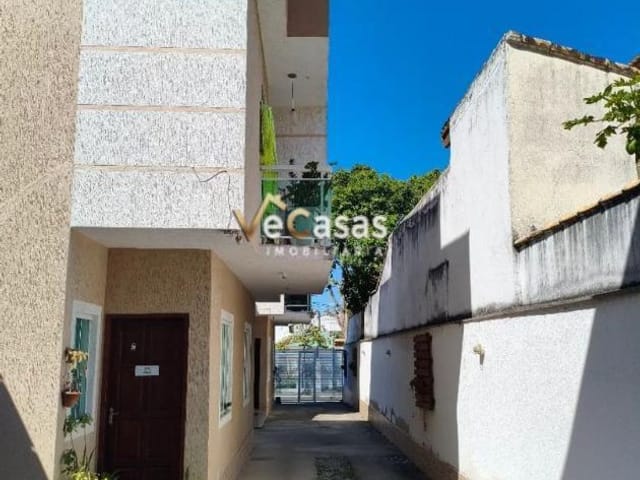 Casa 2 quartos e 3 banheiros, à venda, no bairro Jardim Campomar em Rio das Ostras