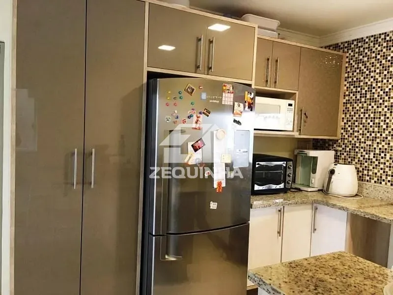 Casa, 3 quartos, 315 m² - Foto 4