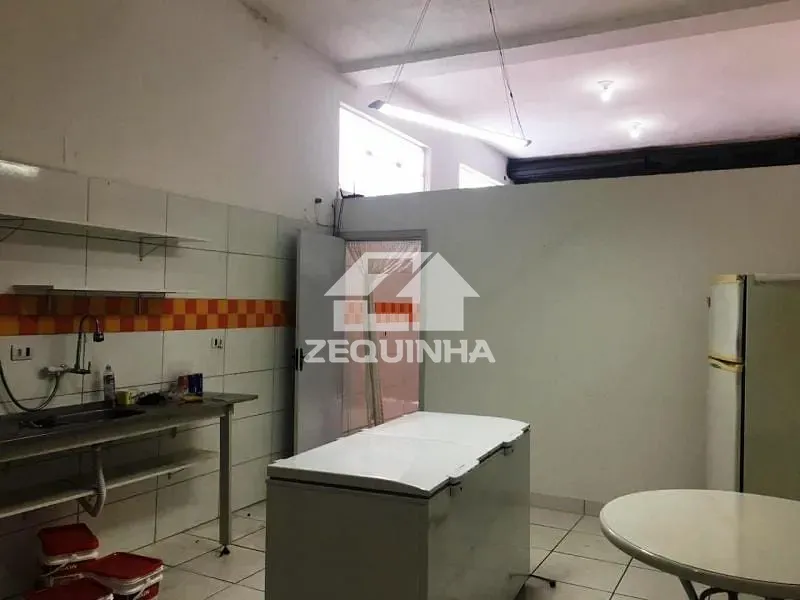 Casa, 3 quartos, 315 m² - Foto 22