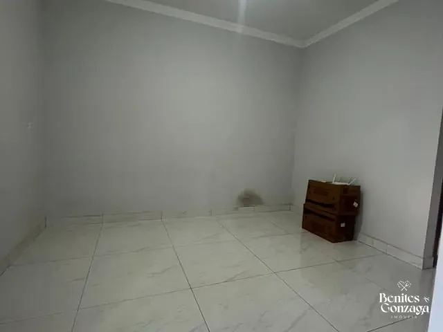 Casa com 154m² 3 quartos e 2 banheiros, à venda, no bairro Conjunto Residencial Paulino Carlos Filho em Maringá