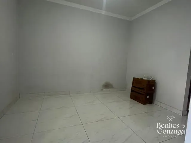 Casa com 154m² 3 quartos e 2 banheiros, à venda, no bairro Conjunto Residencial Paulino Carlos Filho em Maringá