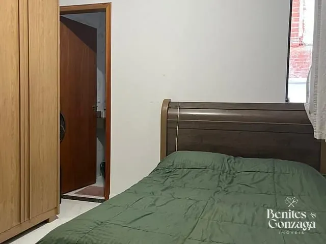 Casa com 154m² 3 quartos e 2 banheiros, à venda, no bairro Conjunto Residencial Paulino Carlos Filho em Maringá