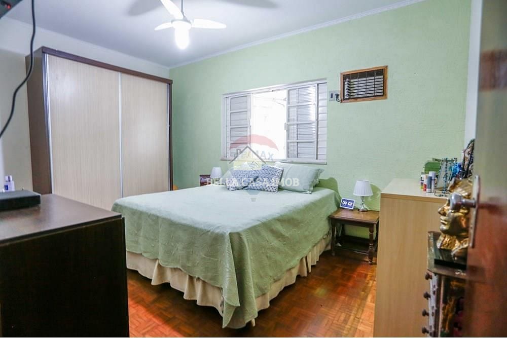 Casa, 3 quartos, 276 m² - Foto 39