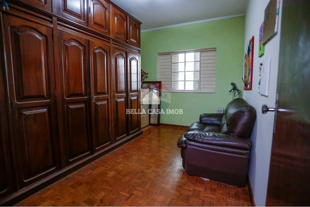 Casa, 3 quartos, 276 m² - Foto 2