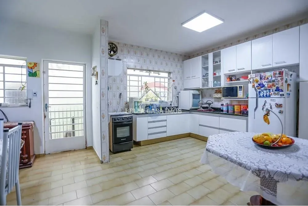 Casa, 3 quartos, 276 m² - Foto 3