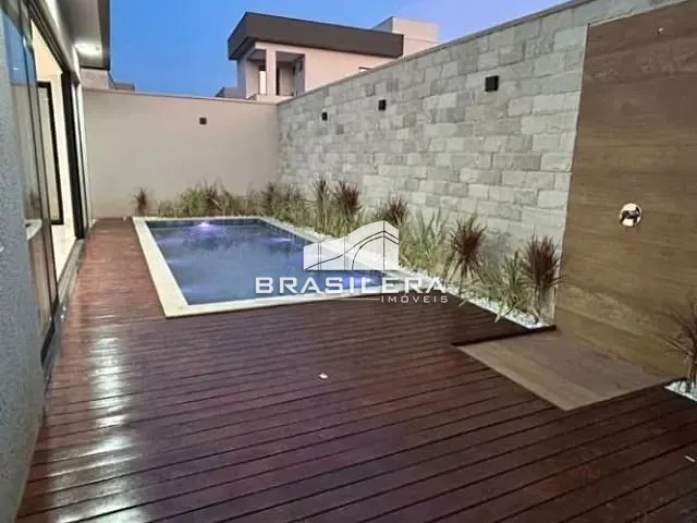 Casa com 313m² 4 quartos e 4 banheiros, à venda, no bairro Jardins Porto em Senador Canedo