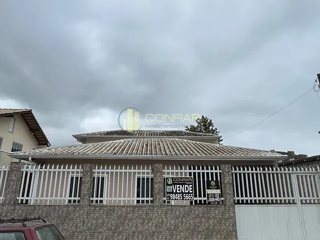 Casa 4 quartos e 3 banheiros, à venda, no bairro Casa Branca em Itapema