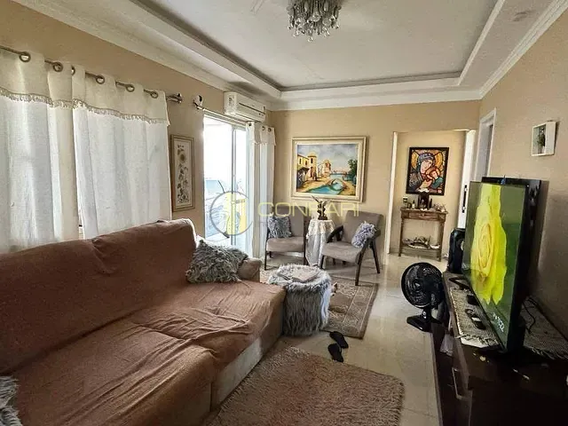 Casa 4 quartos e 3 banheiros, à venda, no bairro Casa Branca em Itapema