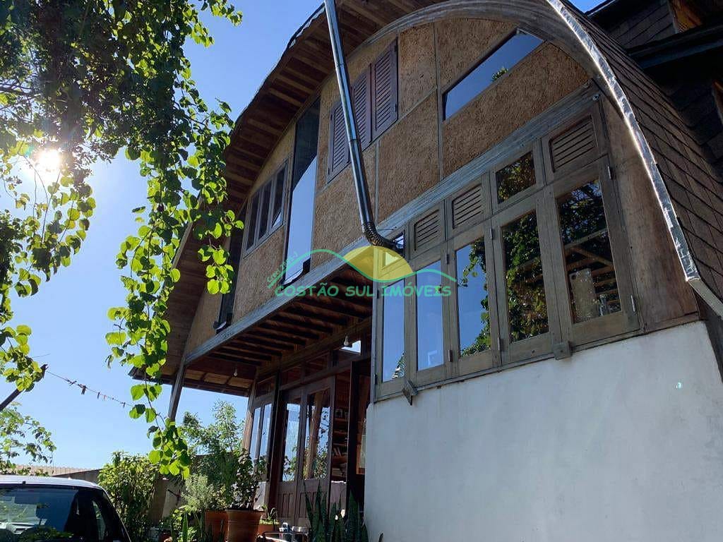 Casa, 6 quartos, 250 m² - Foto 4