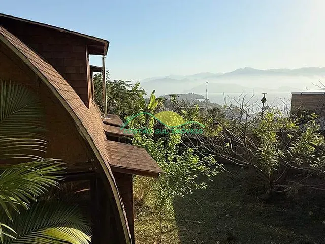 Casa com 1000m² 6 quartos e 2 banheiros, à venda ou para alugar, no bairro Ribeirão da Ilha em Florianópolis