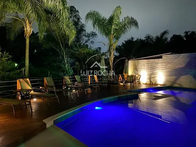 Casa com 174m² 3 quartos e 3 banheiros, à venda, no bairro Jardim Barbacena em Cotia