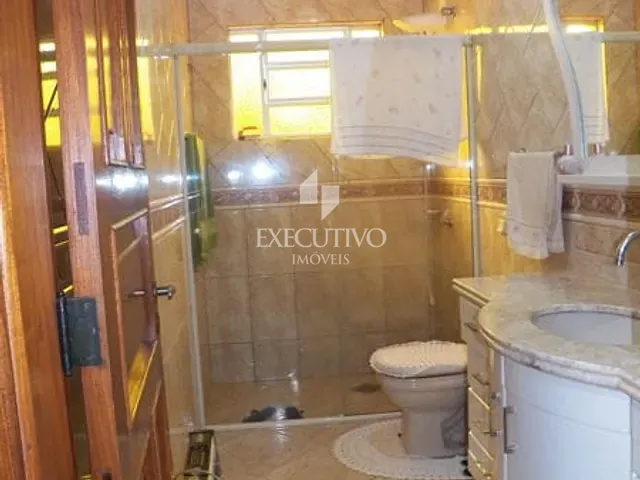 Casa com 700m² 3 quartos e 1 banheiro, à venda, no bairro Centro em Arroio Do Meio