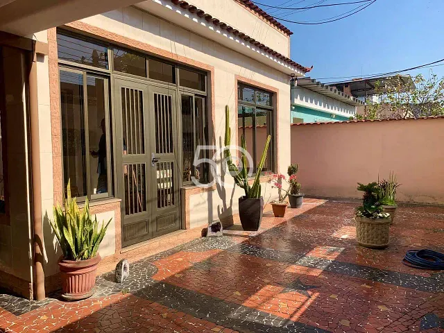 Casa 4 quartos e 2 banheiros, à venda, no bairro Vila da Penha em Rio de Janeiro