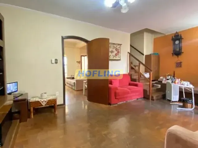 Casa com 262m² 4 quartos e 3 banheiros, à venda, no bairro Centro em Rio Claro