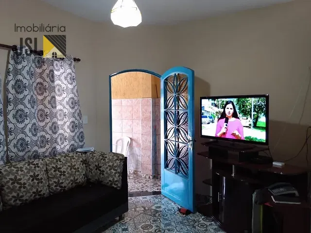 Casa com 145m² 6 quartos e 3 banheiros, à venda, no bairro Jardim Amália em Caçapava